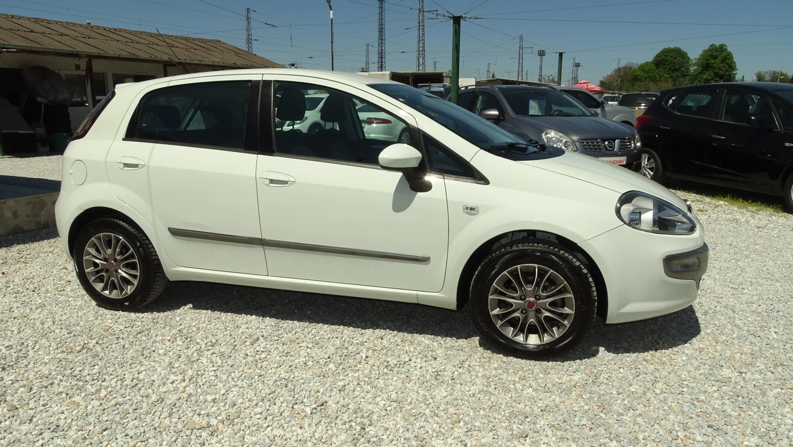 Fiat Punto 1.4 i-GPL-EVO - изображение 6