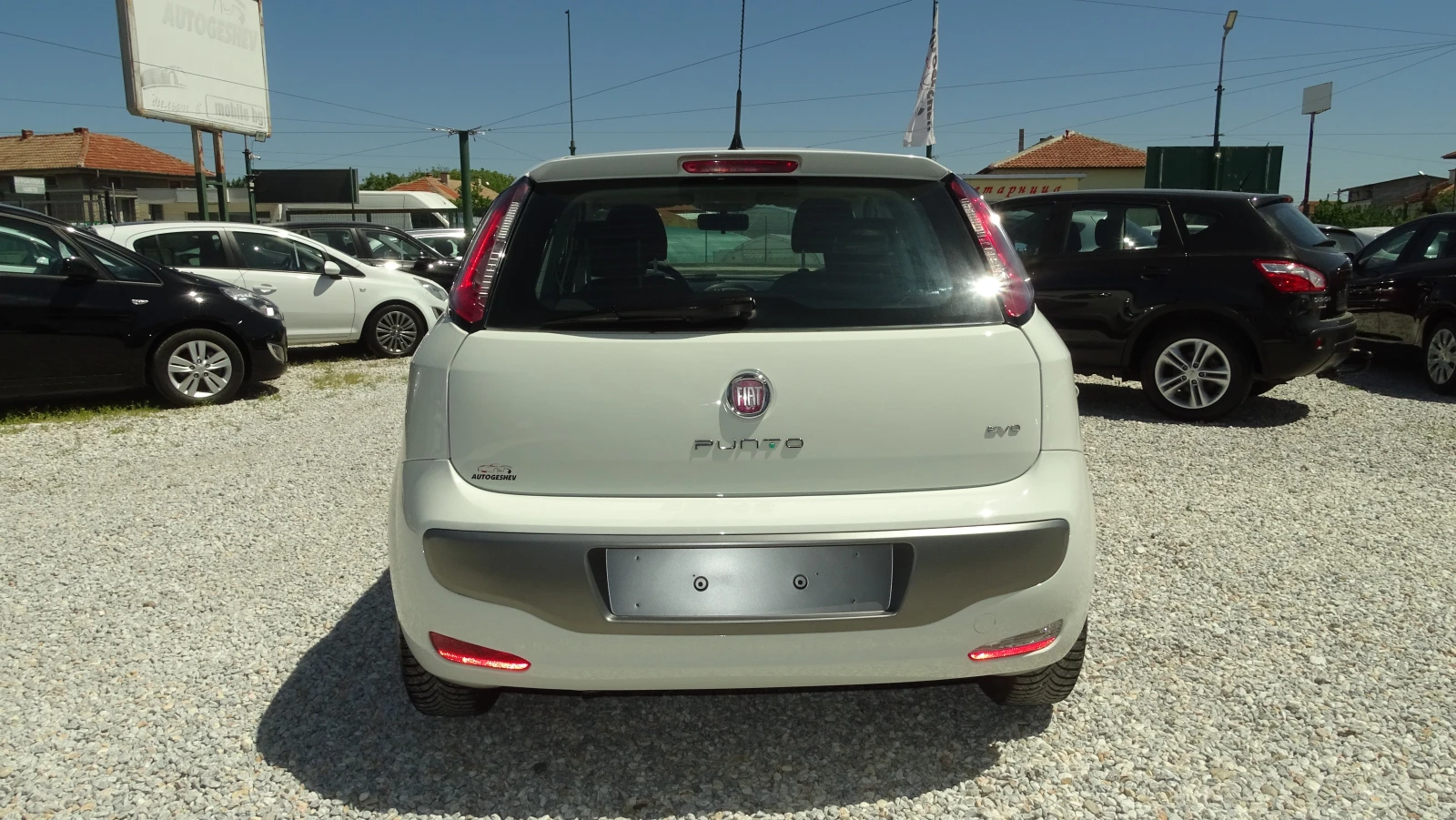 Fiat Punto 1.4 i-GPL-EVO - изображение 4