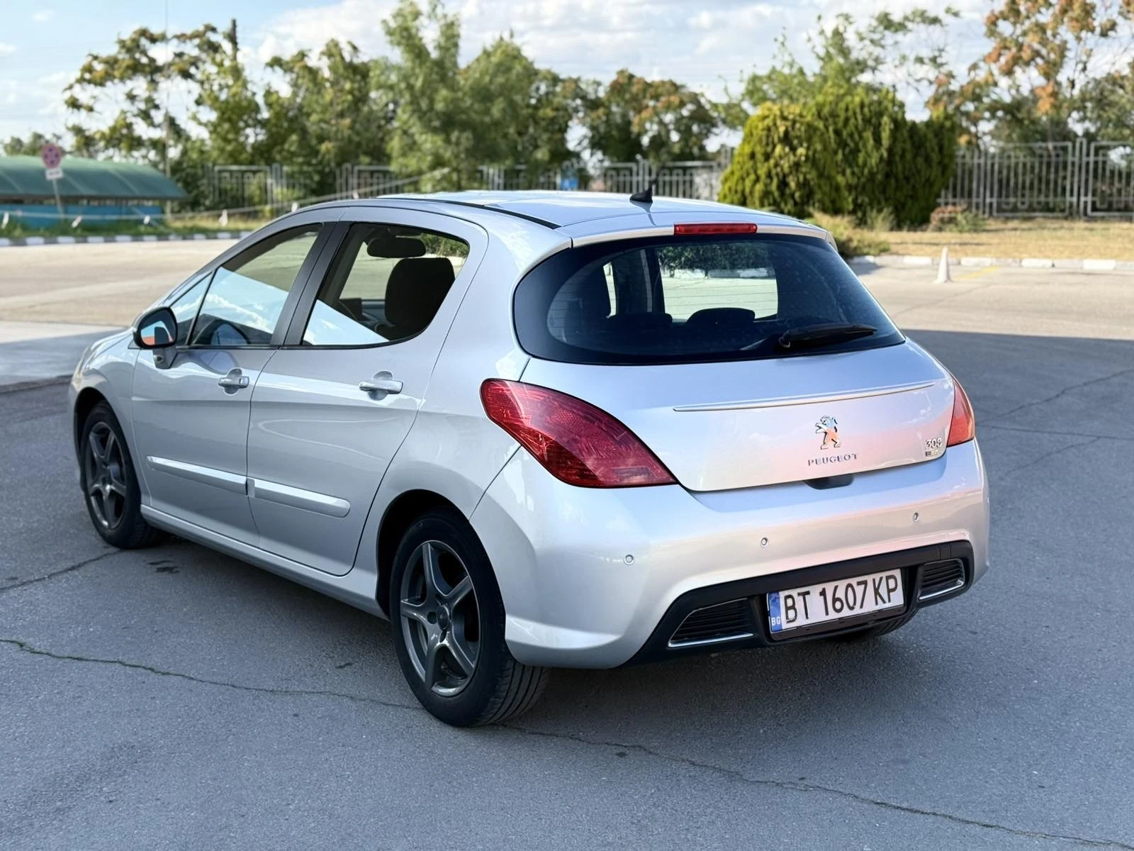 Peugeot 308 1.6 HDI - изображение 3