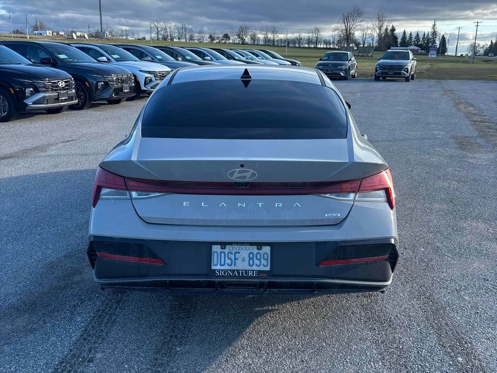 Hyundai Elantra * Luxury * CARFAX *    | Mobile.bg   4