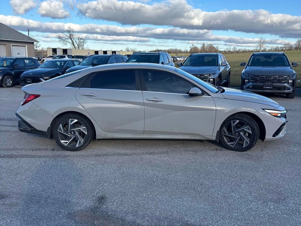 Hyundai Elantra * Luxury * CARFAX *    | Mobile.bg   3