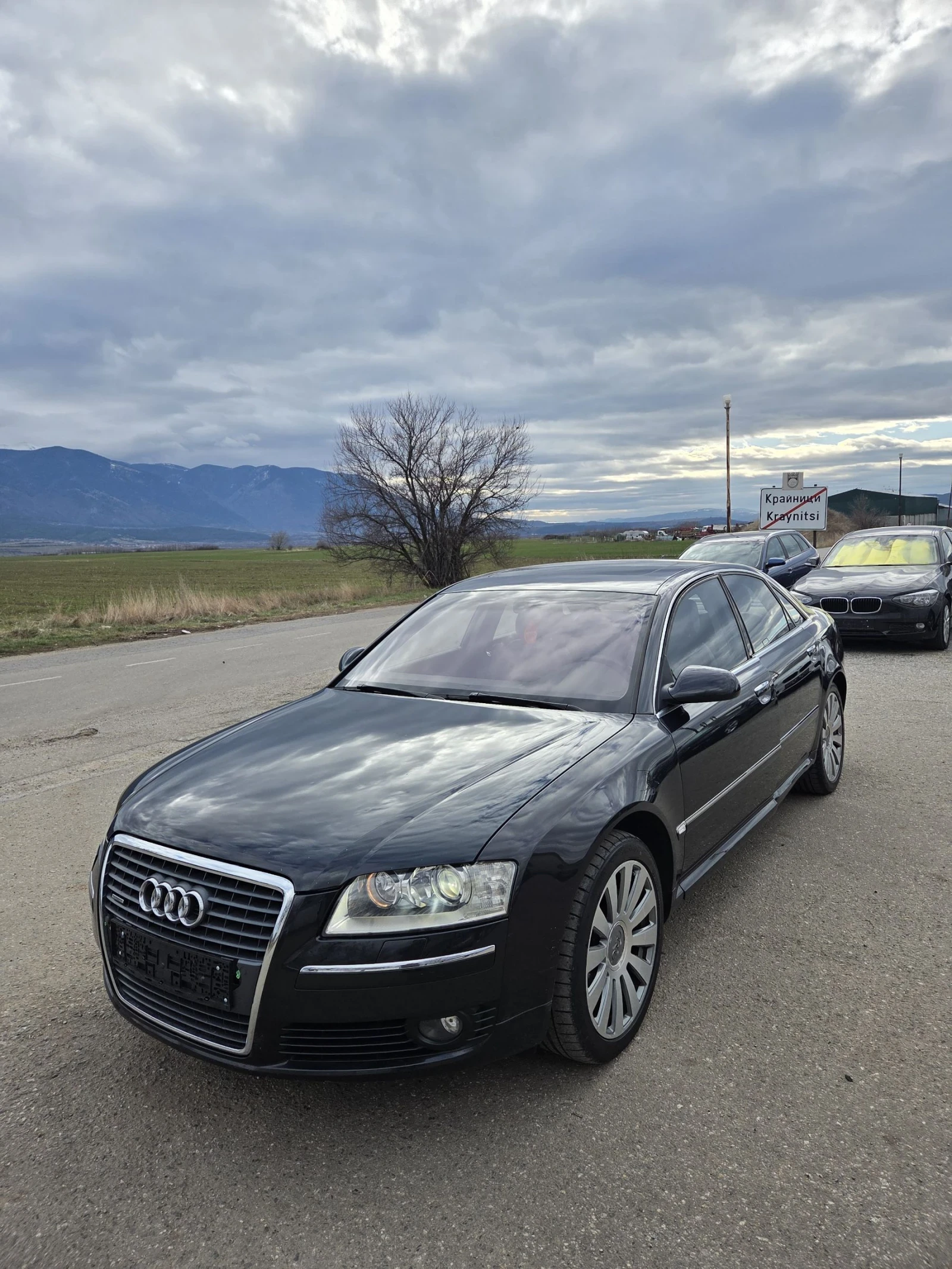 Audi A8 3000 - изображение 2