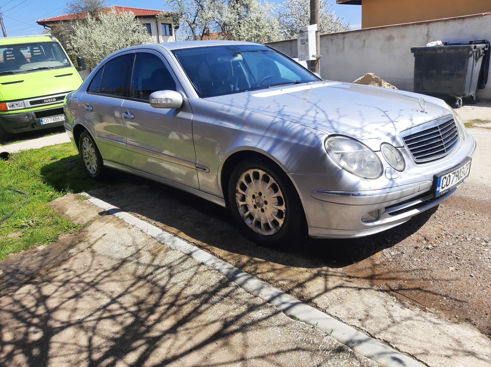Mercedes-Benz E 270 2.7CDI, снимка 2 - Автомобили и джипове - 54225029