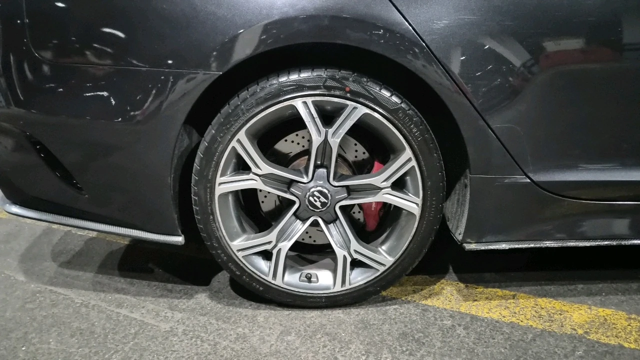 Kia Stinger 3.3T-AWD-GTLine-ОЧАКВАН ВНОС!, снимка 9 - Автомобили и джипове - 54254495