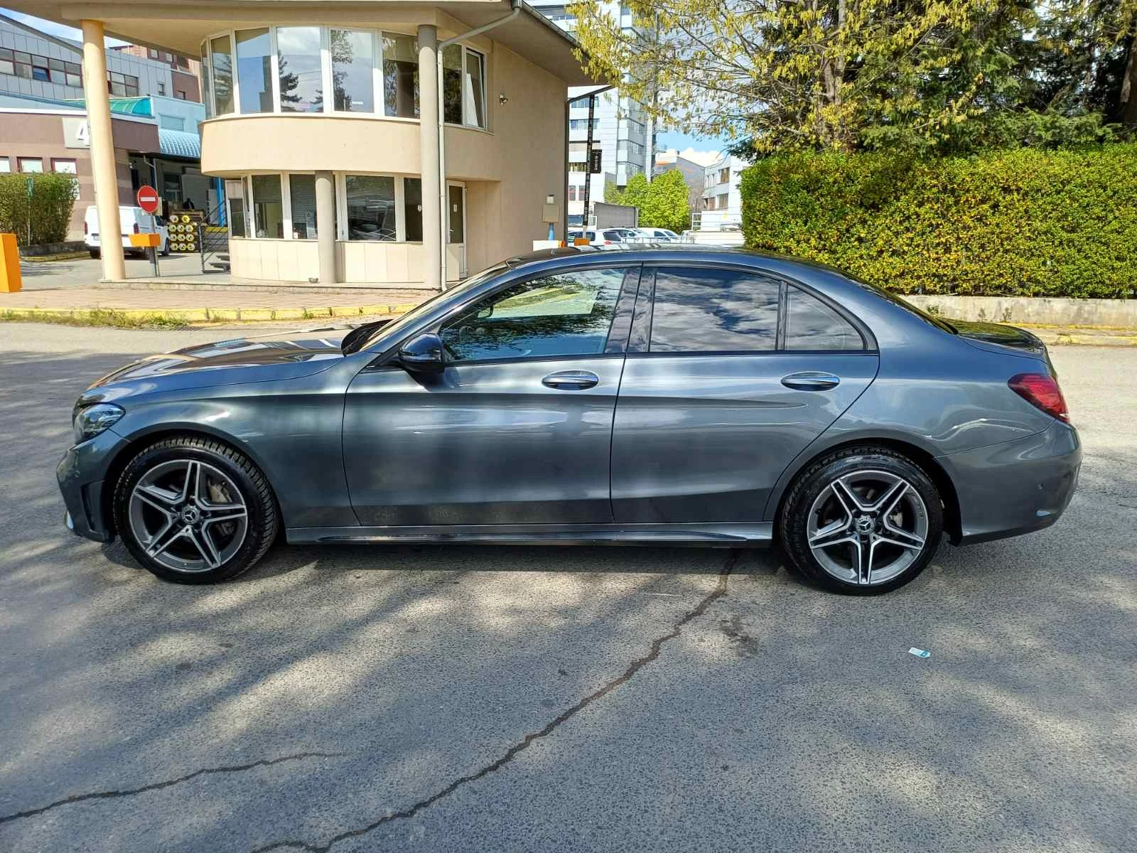 Mercedes-Benz C 220 d AMG 4Matic | Mobile.bg � ����������� 2