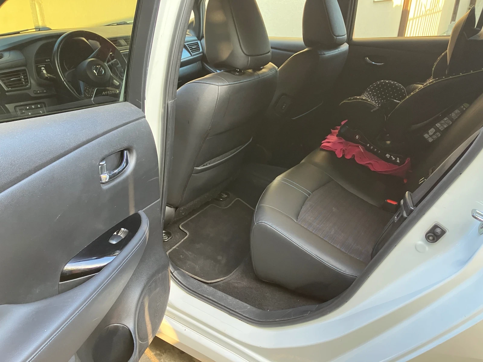 Nissan Leaf  | Mobile.bg � ����������� 8