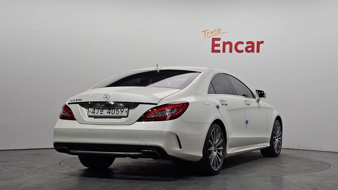 Mercedes-Benz CLS 400 AMG* Обдух* 360* Шибедах* Подгреви* , снимка 3 - Автомобили и джипове - 54792710