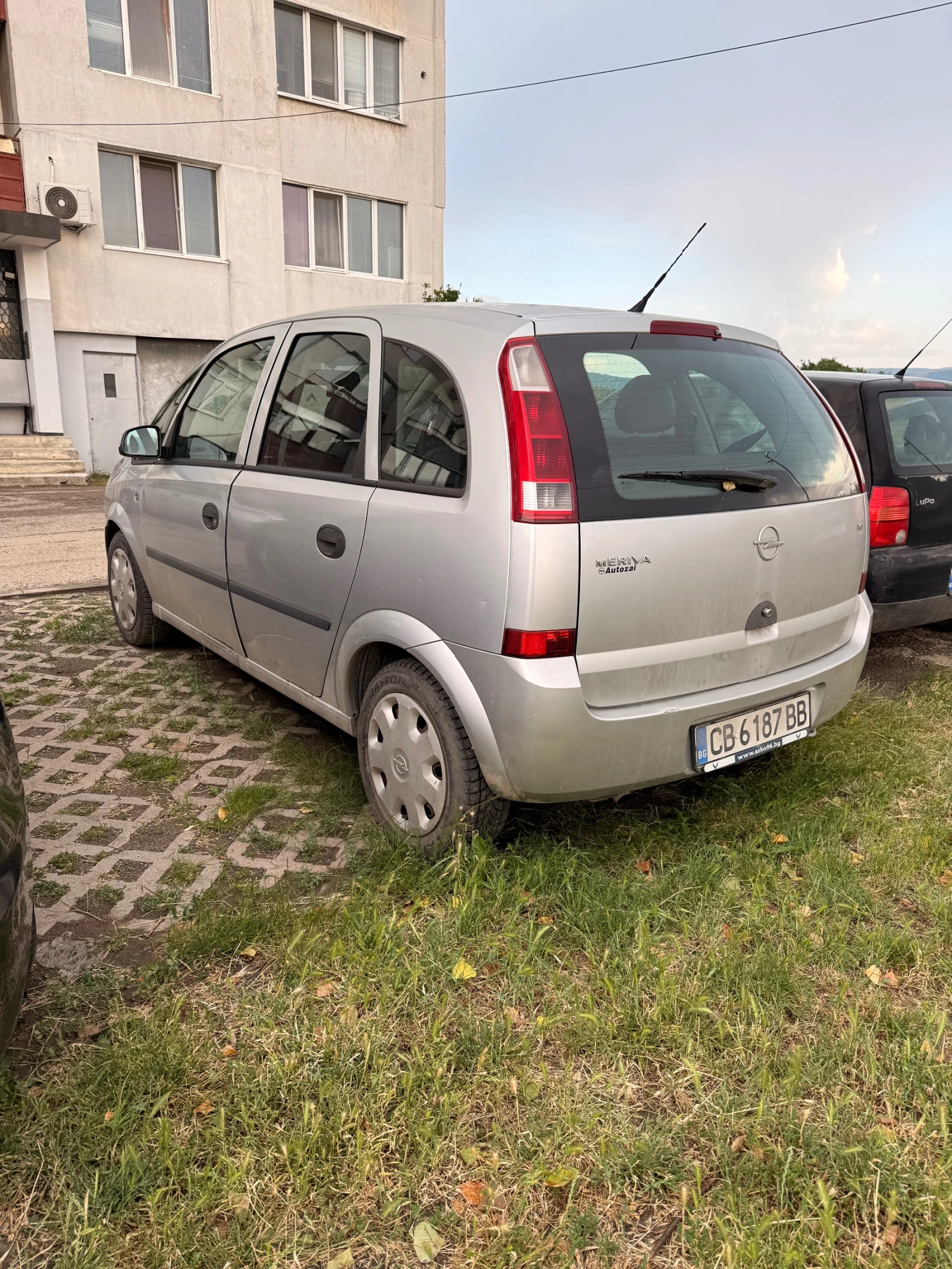 Opel Meriva, снимка 3 - Автомобили и джипове - 55104455