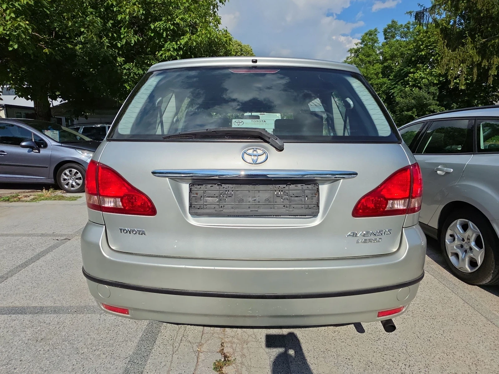 Toyota Avensis verso 2.2d4d, снимка 5 - Автомобили и джипове - 55156342