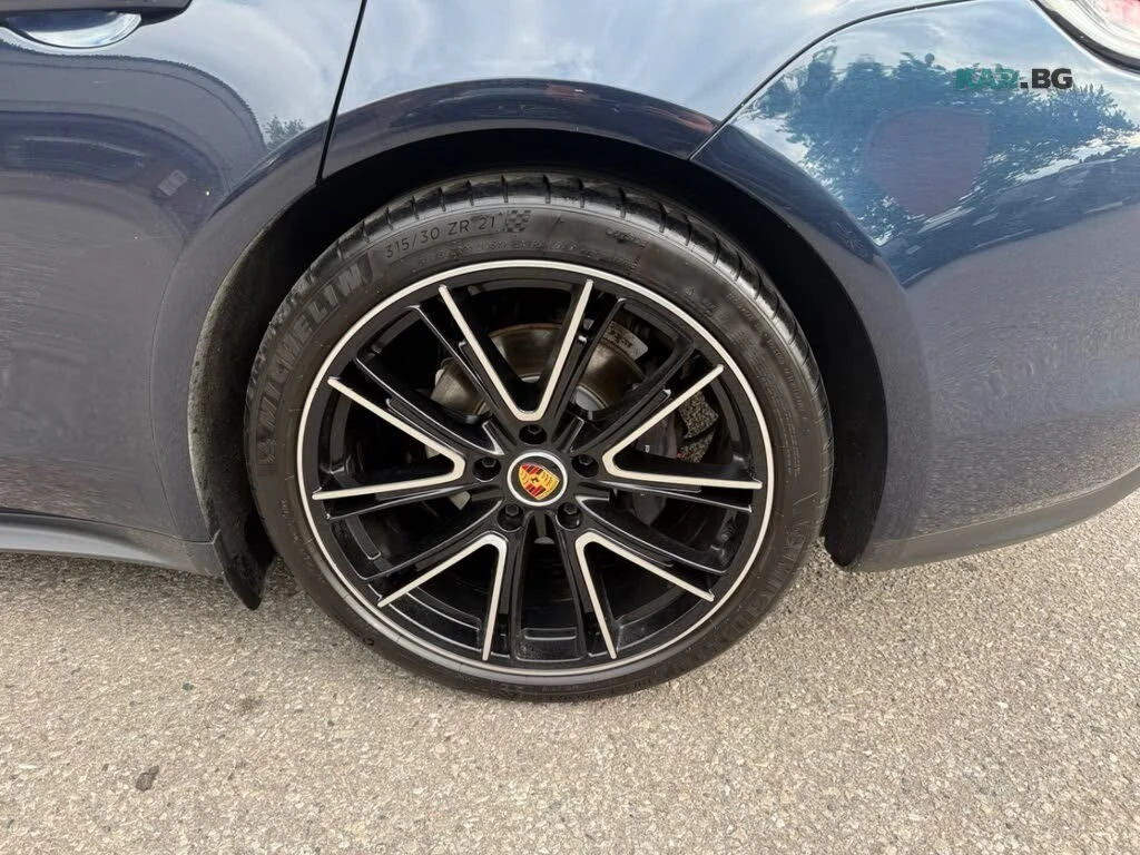 Porsche Panamera * PANORAMA * AWD * Автокредит * (Цена до България), снимка 5 - Автомобили и джипове - 55177211