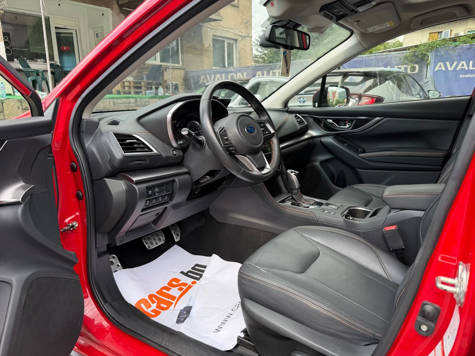 Subaru XV 2.0 LUXURY , снимка 8 - Автомобили и джипове - 55179167