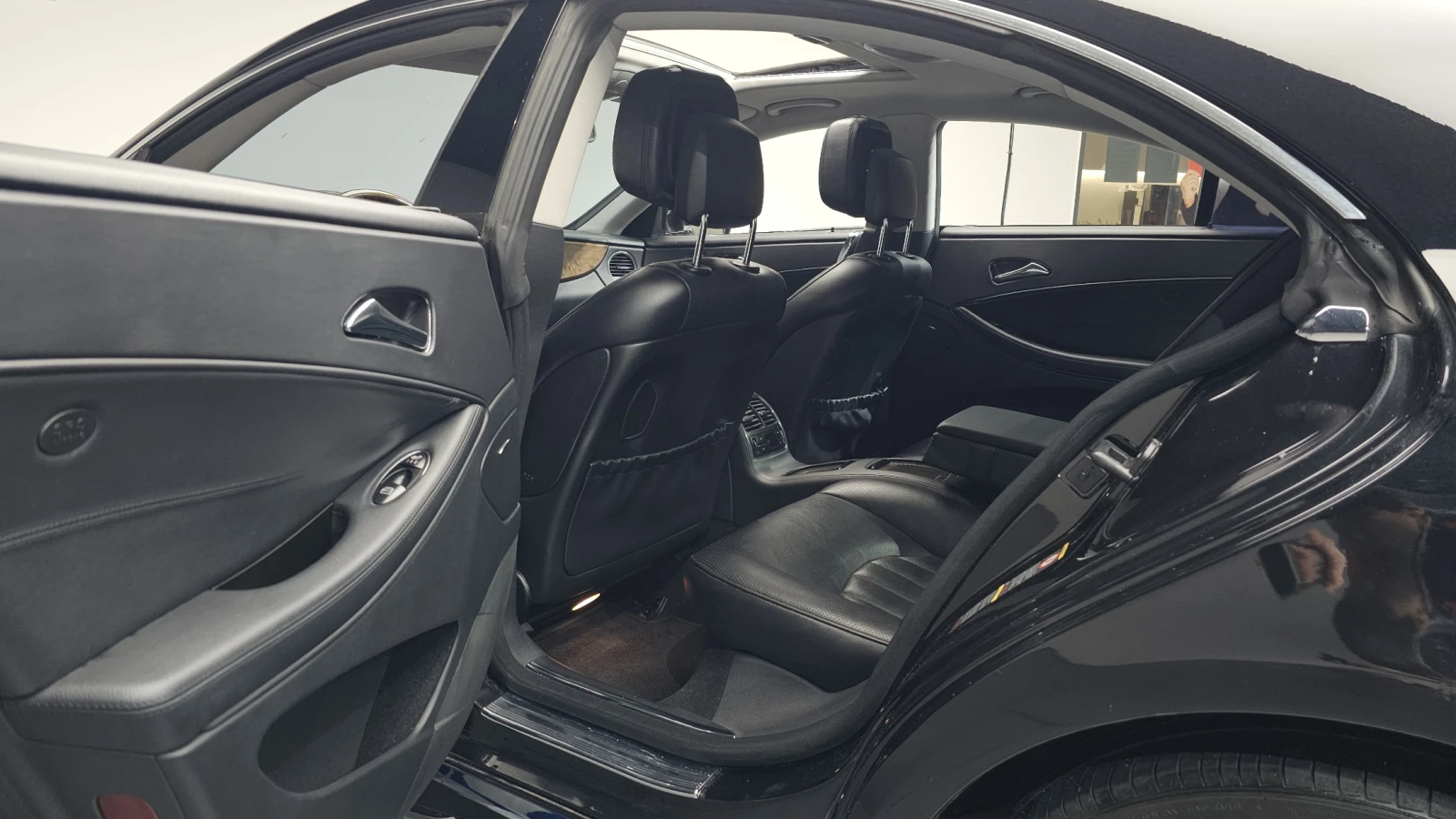 Mercedes-Benz CLS 350 ЕЛ. БАГАЖНИК* ЛЮК* КРАЙНА ЦЕНА, снимка 11 - Автомобили и джипове - 55496192