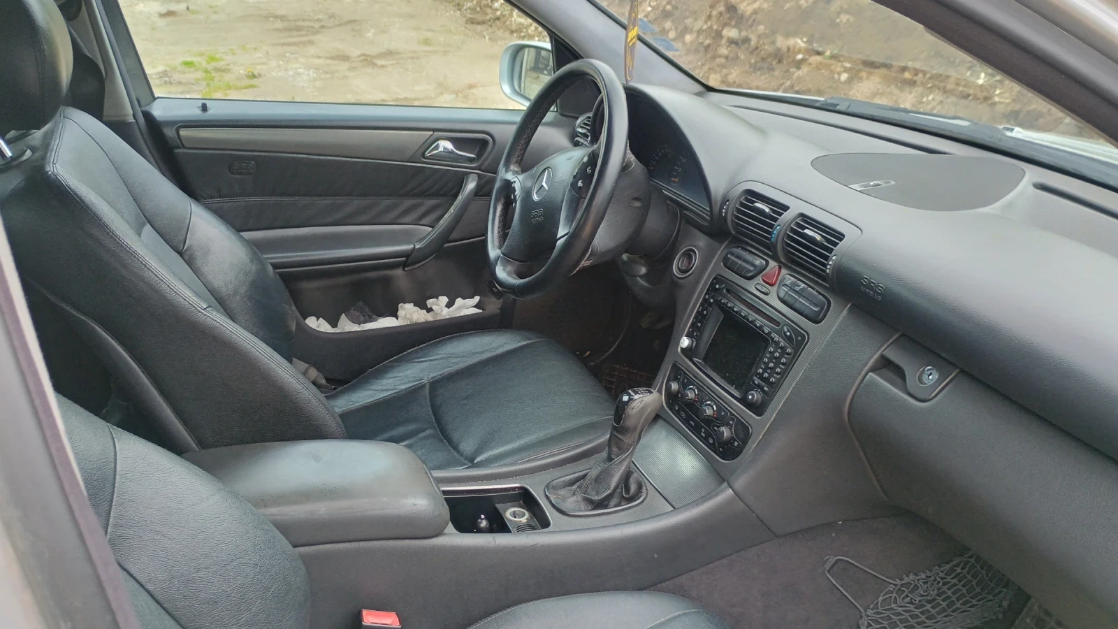 Mercedes-Benz C 200, снимка 2 - Автомобили и джипове - 55873858