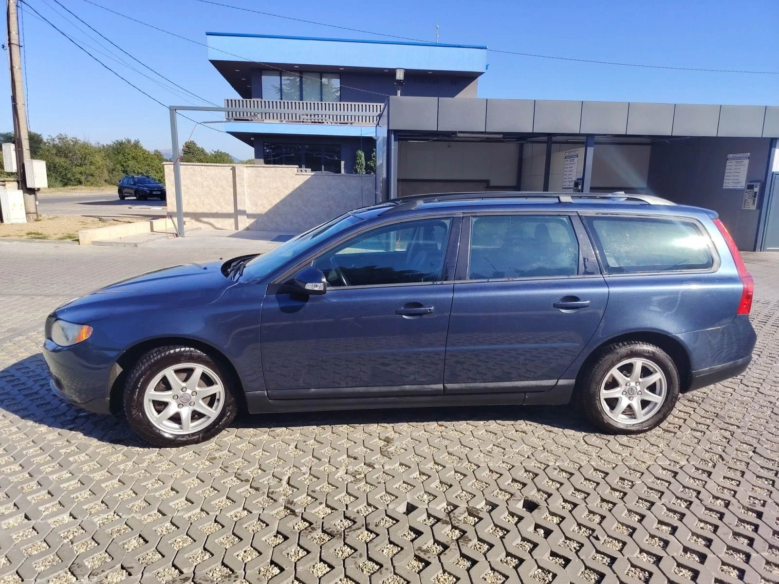 Volvo V70 2.0-136кс-FACE LIFT, снимка 4 - Автомобили и джипове - 56128627