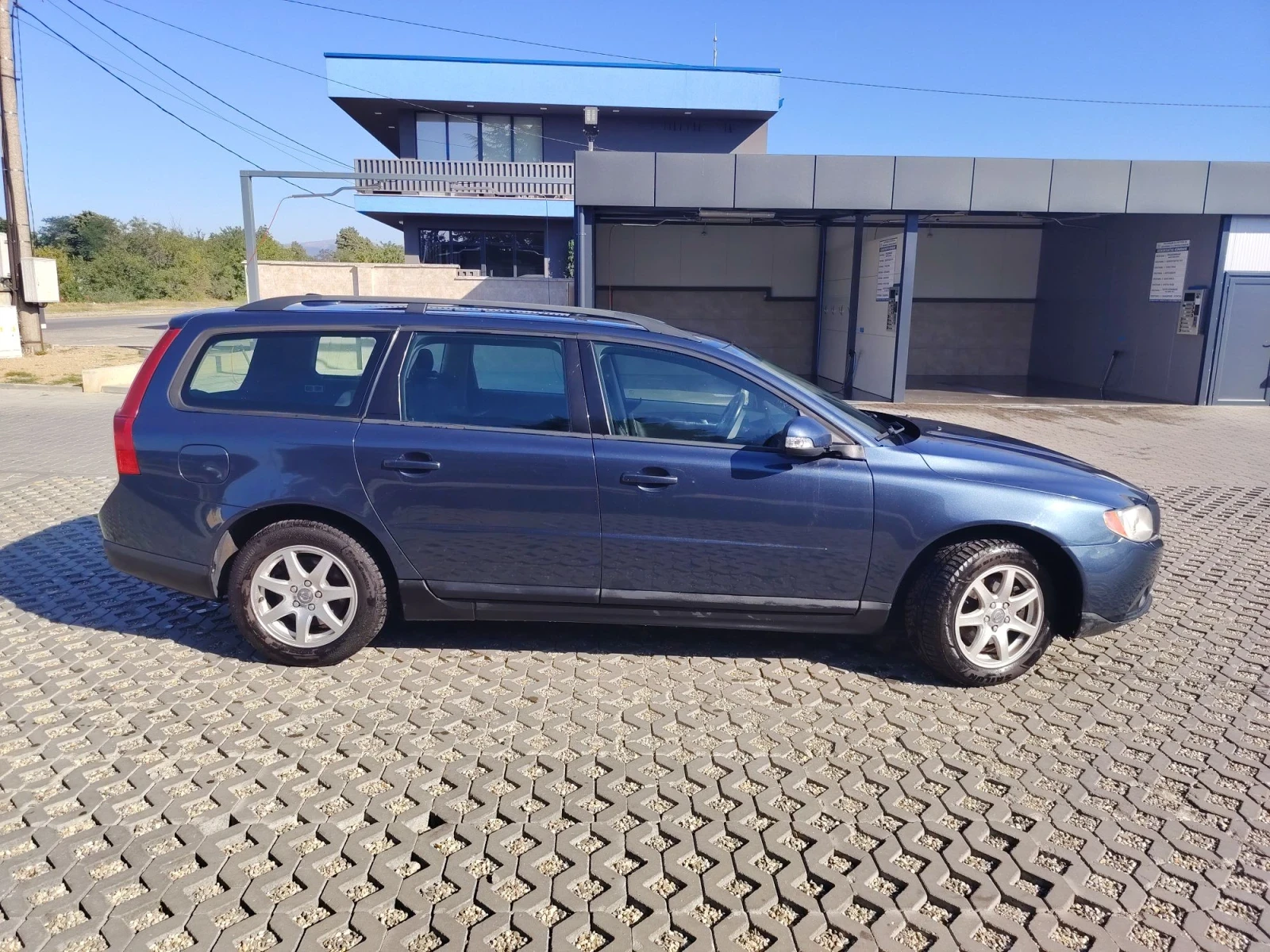 Volvo V70 2.0-136кс-FACE LIFT, снимка 8 - Автомобили и джипове - 56128627