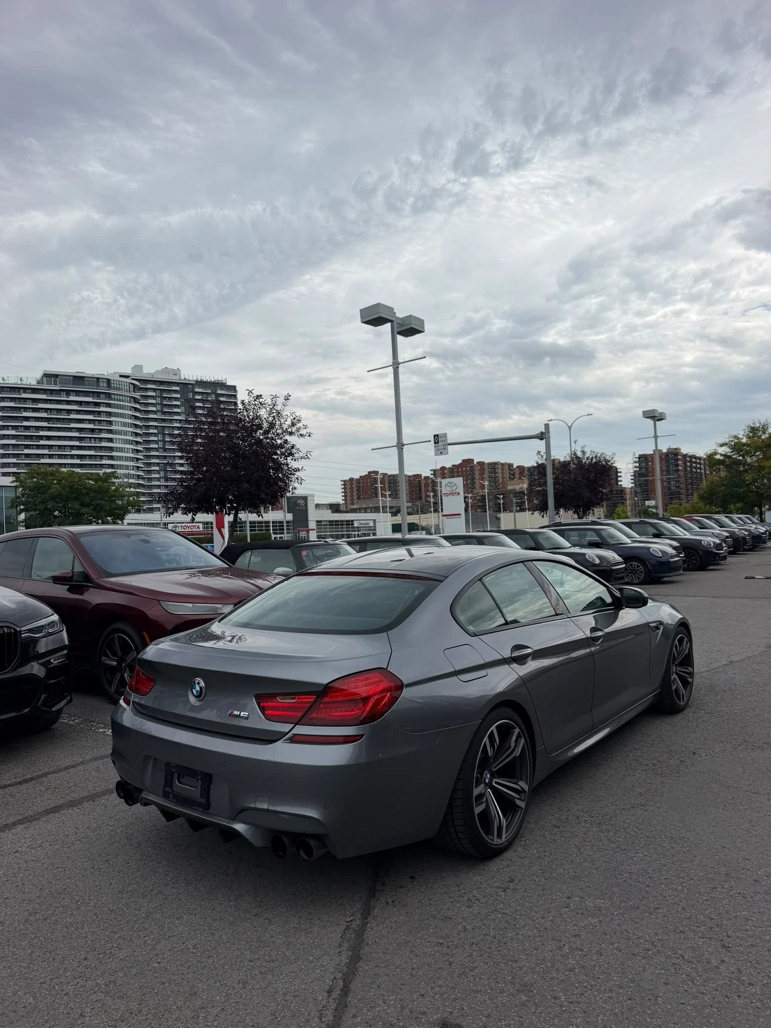 BMW M6 4dr Sdn Gran Coupe* CARFAX* B&O* ОБДУХВАНЕ* , снимка 3 - Автомобили и джипове - 56137069