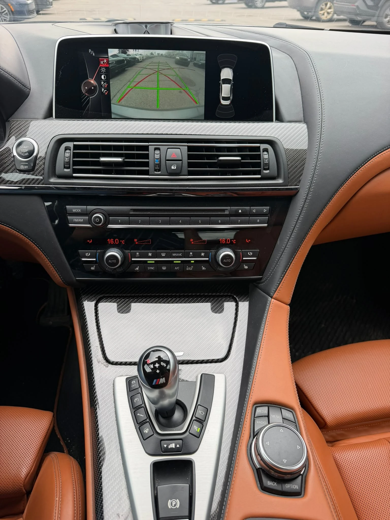 BMW M6 4dr Sdn Gran Coupe* CARFAX* B&O* ОБДУХВАНЕ* , снимка 9 - Автомобили и джипове - 56137069