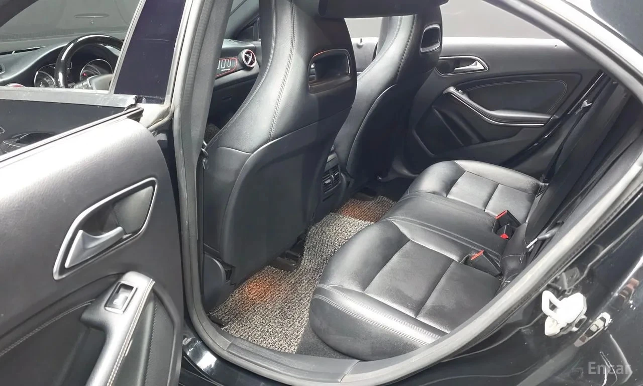 Mercedes-Benz CLA 200 | АВТОФИНАНСИРАНЕ | ЦЕНА ДО БЪЛГАРИЯ, снимка 12 - Автомобили и джипове - 56155899