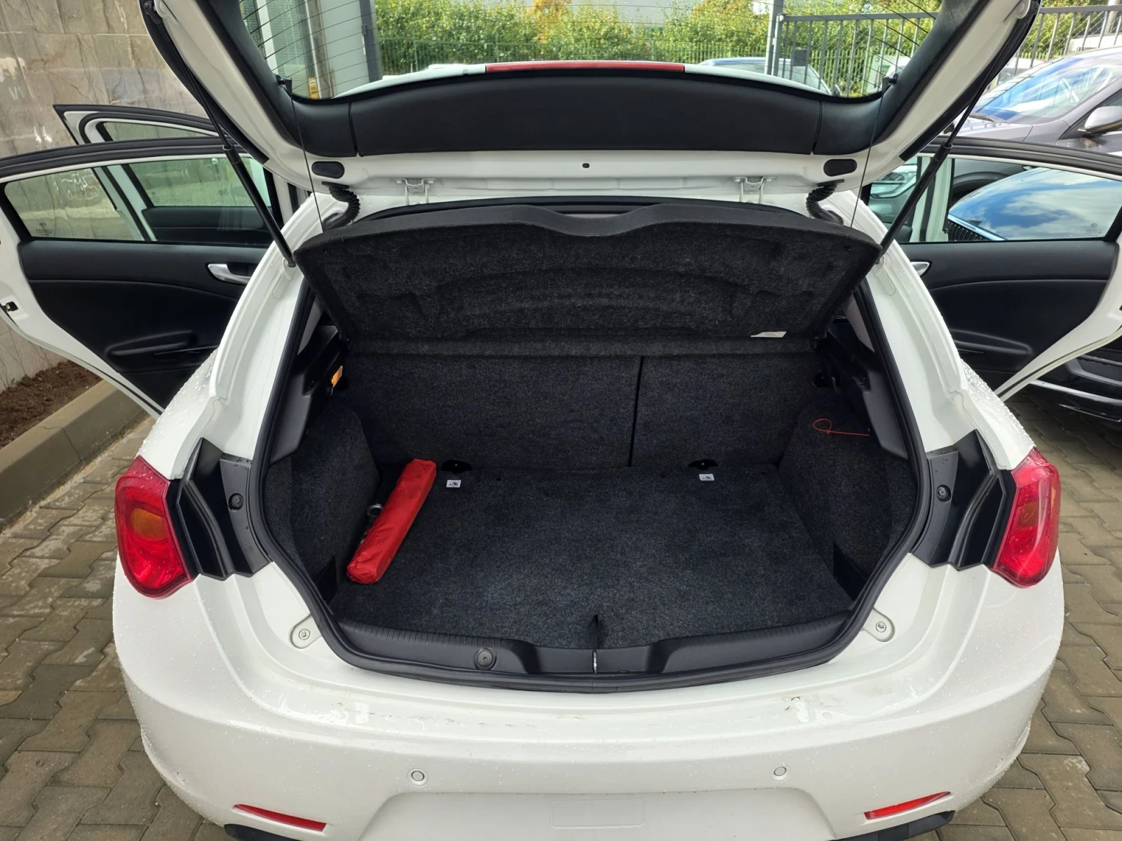 Alfa Romeo Giulietta 1.4T LPG | Mobile.bg � ����������� 13