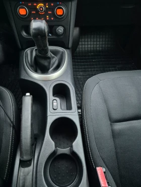 Nissan Qashqai 1.6 tekna , снимка 15