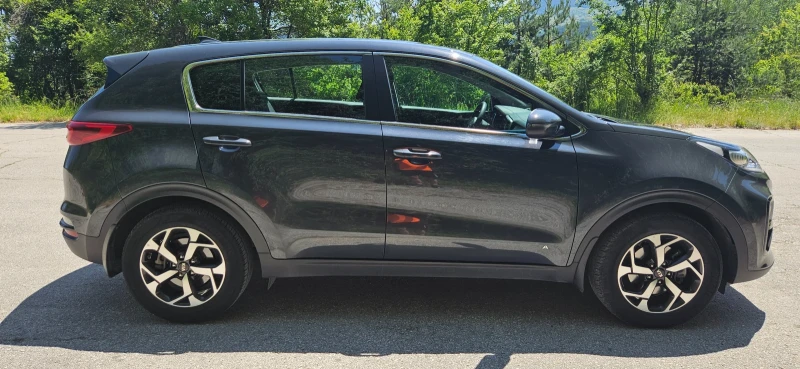 Kia Sportage, снимка 5 - Автомобили и джипове - 50750923