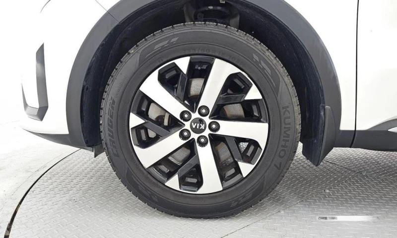 Kia Sorento Gasoline 2.5T 2WD Trendy, снимка 5 - Автомобили и джипове - 52108504