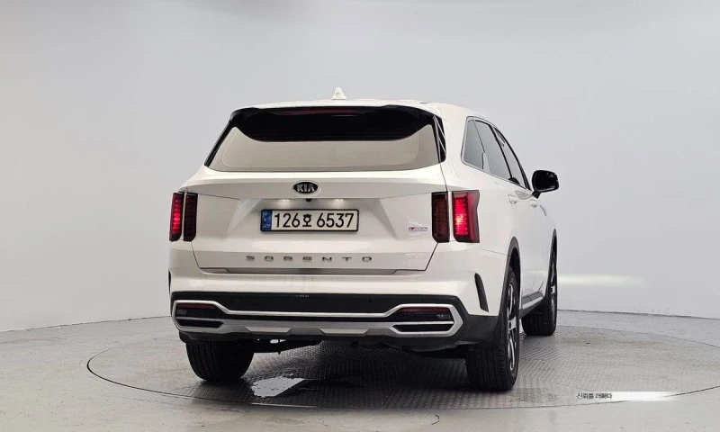 Kia Sorento Gasoline 2.5T 2WD Trendy, снимка 4 - Автомобили и джипове - 52108504