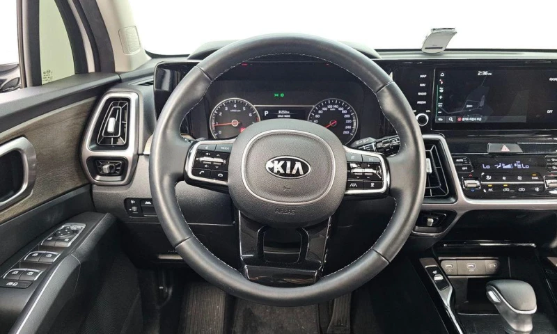 Kia Sorento Gasoline 2.5T 2WD Trendy, снимка 15 - Автомобили и джипове - 52108504