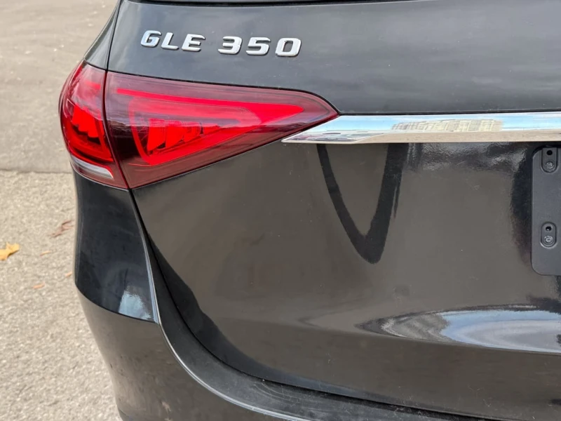 Mercedes-Benz GLE * 4MATIC&#174; * CARFAX * ЦЕНА ДО БГ, снимка 15 - Автомобили и джипове - 52726293