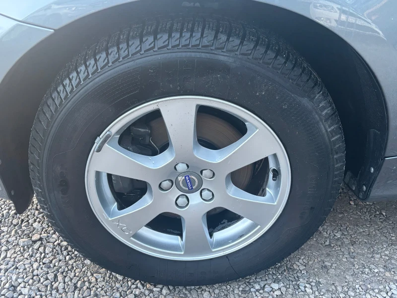 Volvo XC60 2.0 D3, снимка 16 - Автомобили и джипове - 53113107