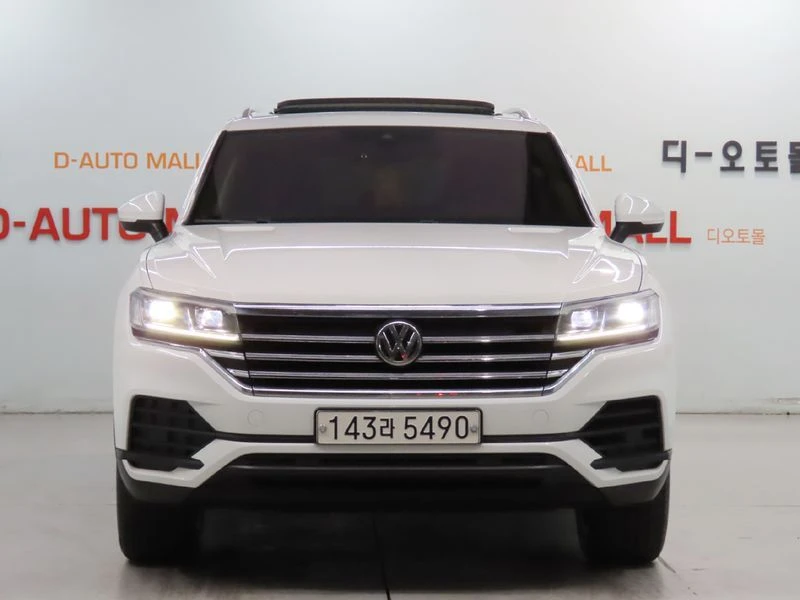 VW Touareg 3.0 DEN Automatic, снимка 3 - Автомобили и джипове - 55723688