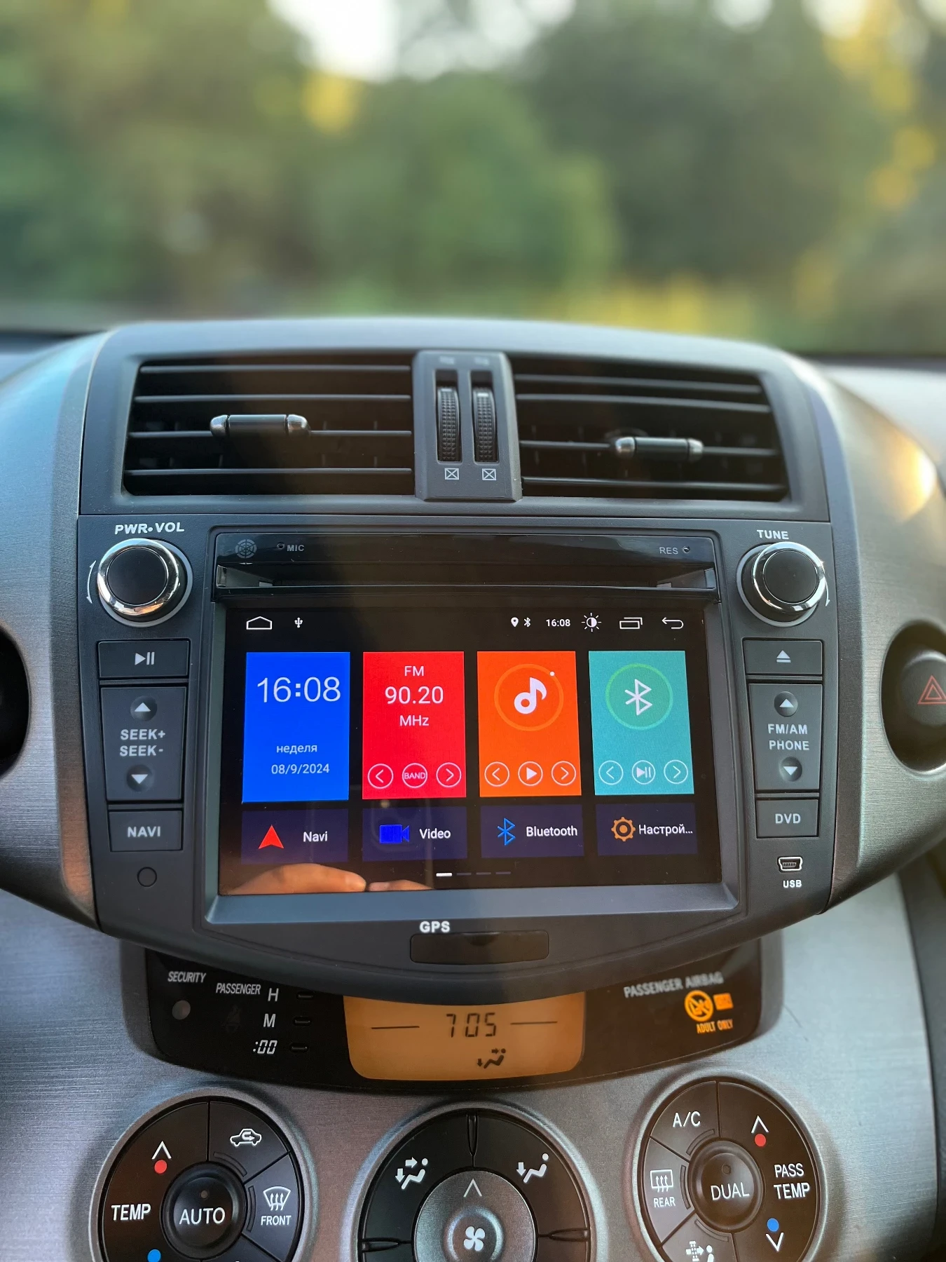 Toyota Rav4 2.2D-4D - изображение 9