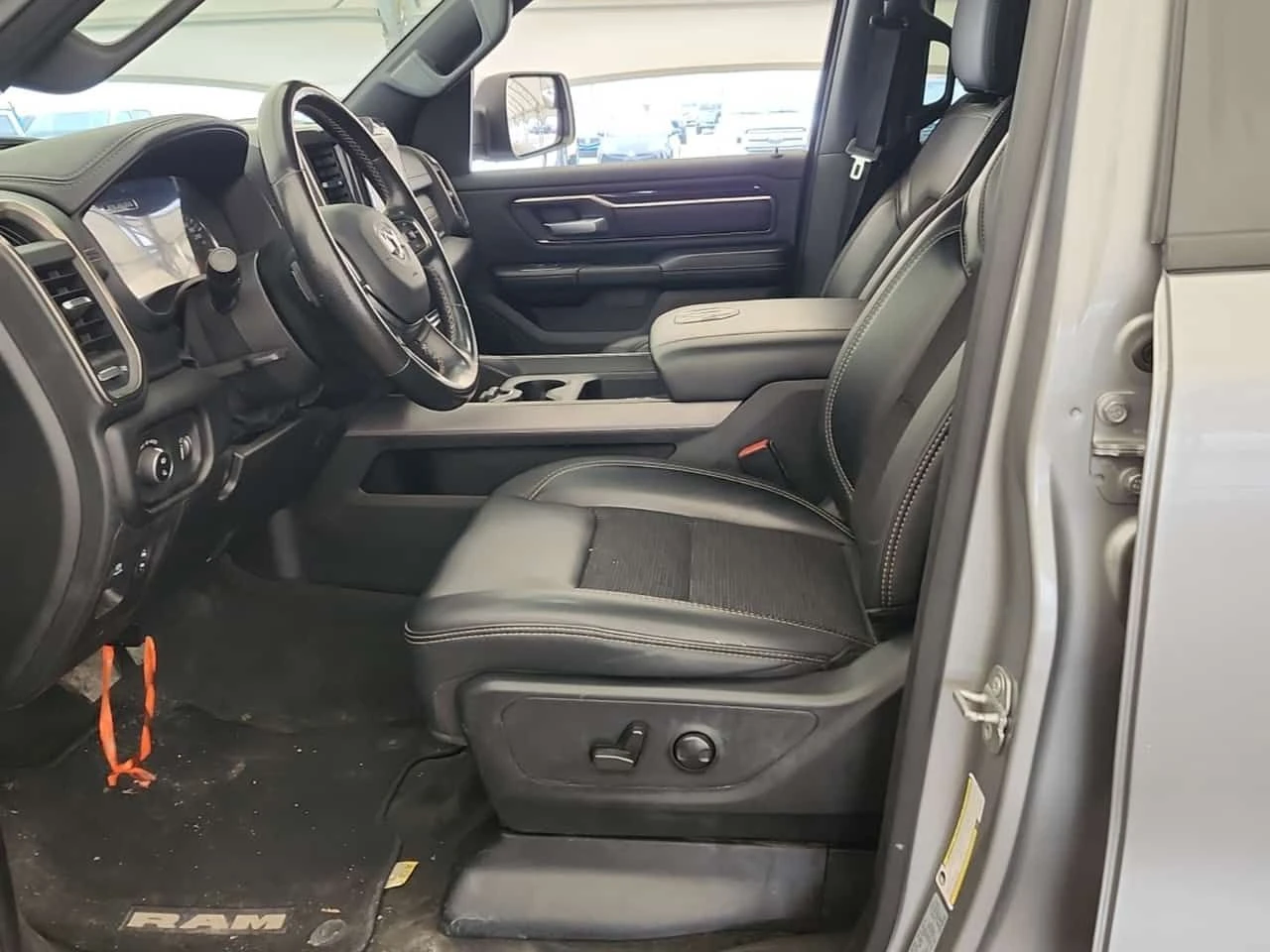 Dodge RAM 1500 SPORT CREW CAB SHORT BED /CARFAX /�������/ 2 ����� | Mobile.bg � ����������� 6