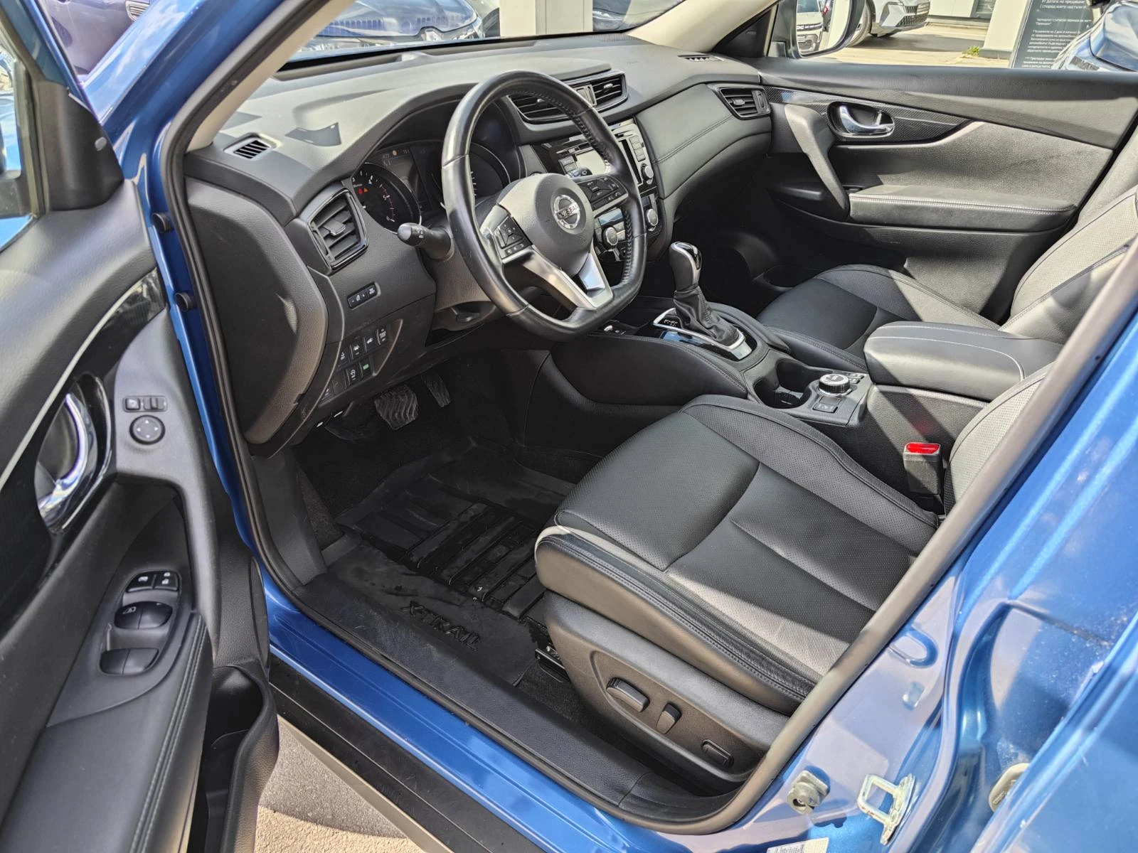 Nissan X-trail 1.7dCi/4x4/6+ 1места, снимка 7 - Автомобили и джипове - 54081492