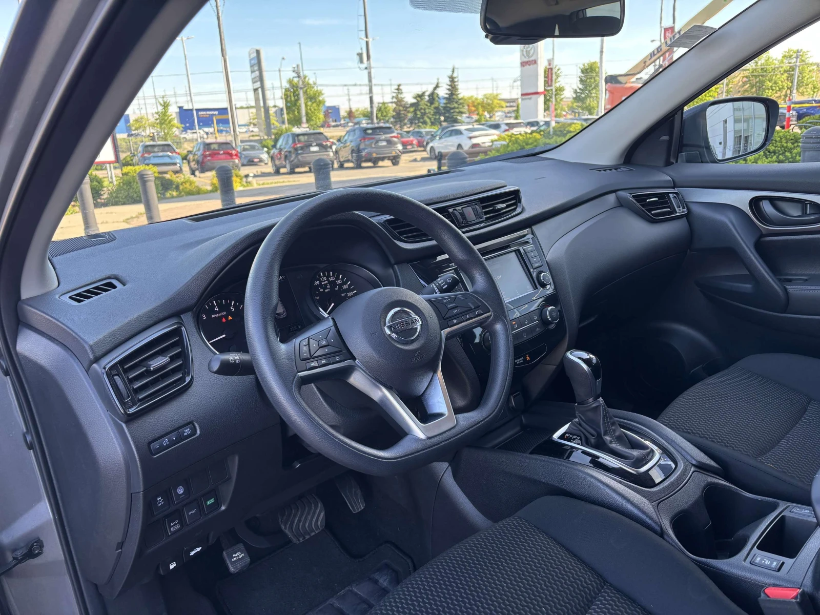 Nissan Qashqai 4x4, ЕЛ. СЕДАЛКИ, ЦЕНА ДО БГ, снимка 10 - Автомобили и джипове - 54870838
