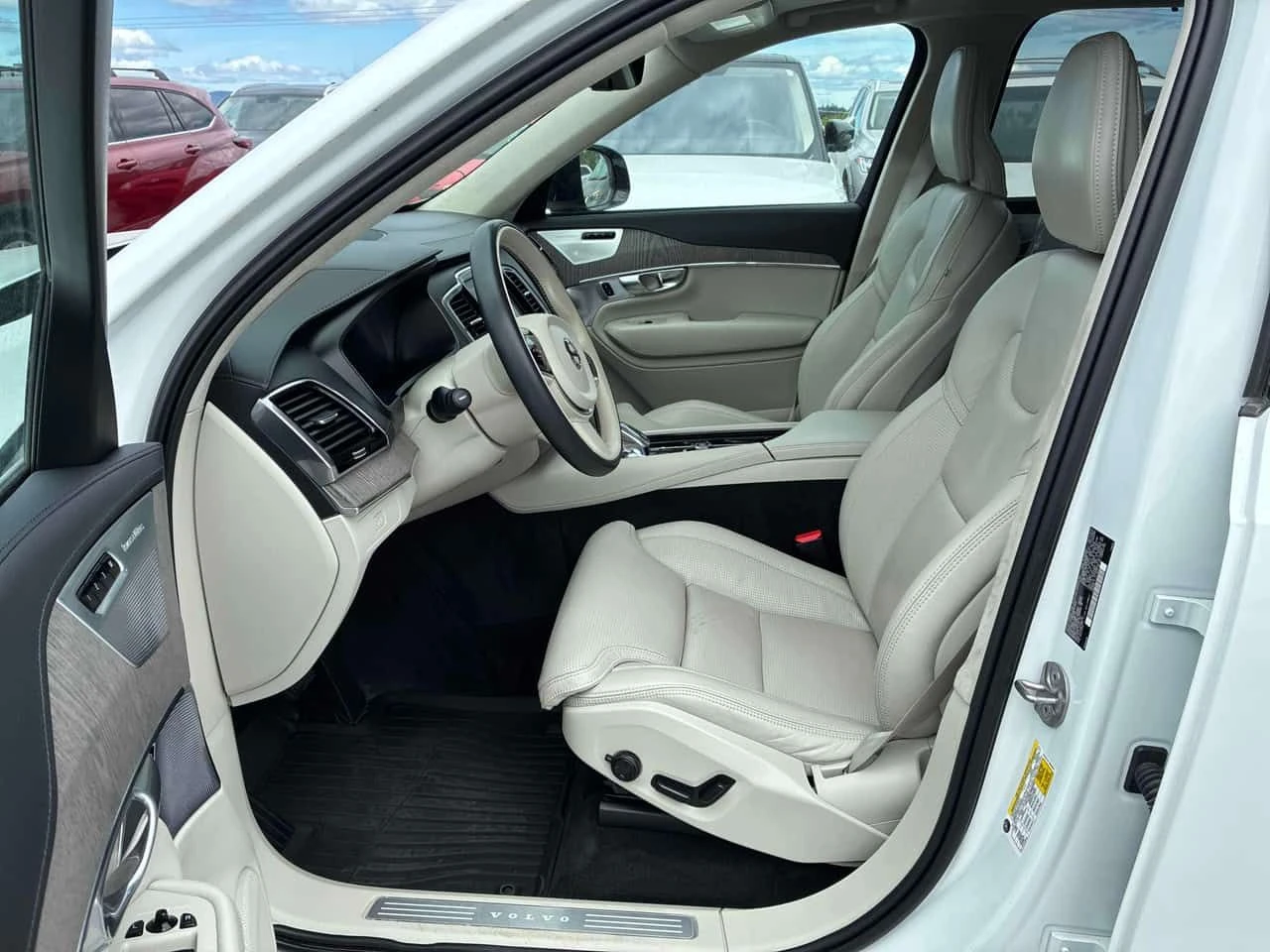 Volvo Xc90 * Ultimate Dark Theme * CARFAX * БЕЗ ПЪРВОНАЧАЛНА , снимка 5 - Автомобили и джипове - 55156482