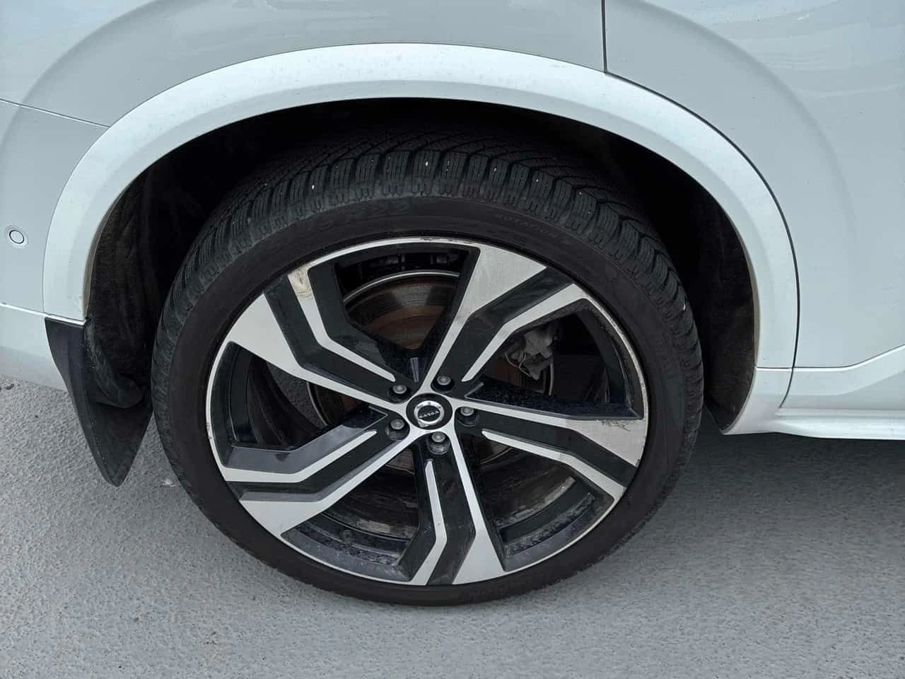 Volvo Xc90 * Ultimate Dark Theme * CARFAX * БЕЗ ПЪРВОНАЧАЛНА , снимка 12 - Автомобили и джипове - 55156482