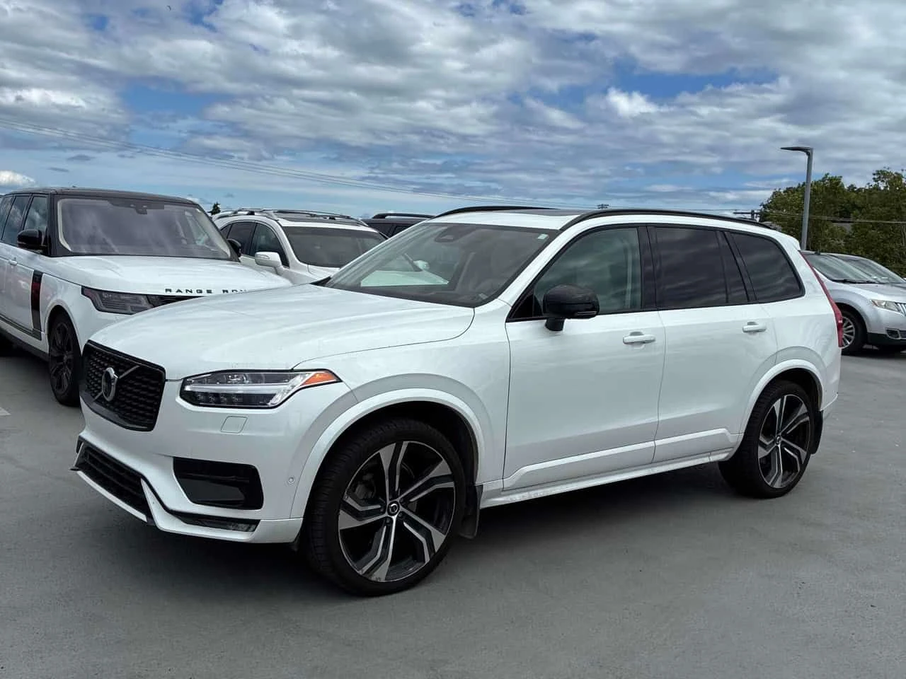 Volvo Xc90 * Ultimate Dark Theme * CARFAX * БЕЗ ПЪРВОНАЧАЛНА , снимка 2 - Автомобили и джипове - 55156482