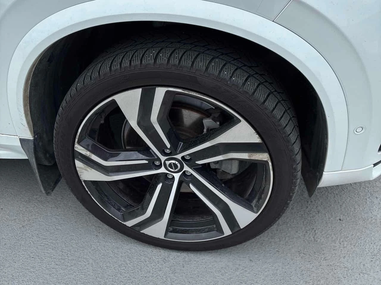 Volvo Xc90 * Ultimate Dark Theme * CARFAX * БЕЗ ПЪРВОНАЧАЛНА , снимка 11 - Автомобили и джипове - 55156482