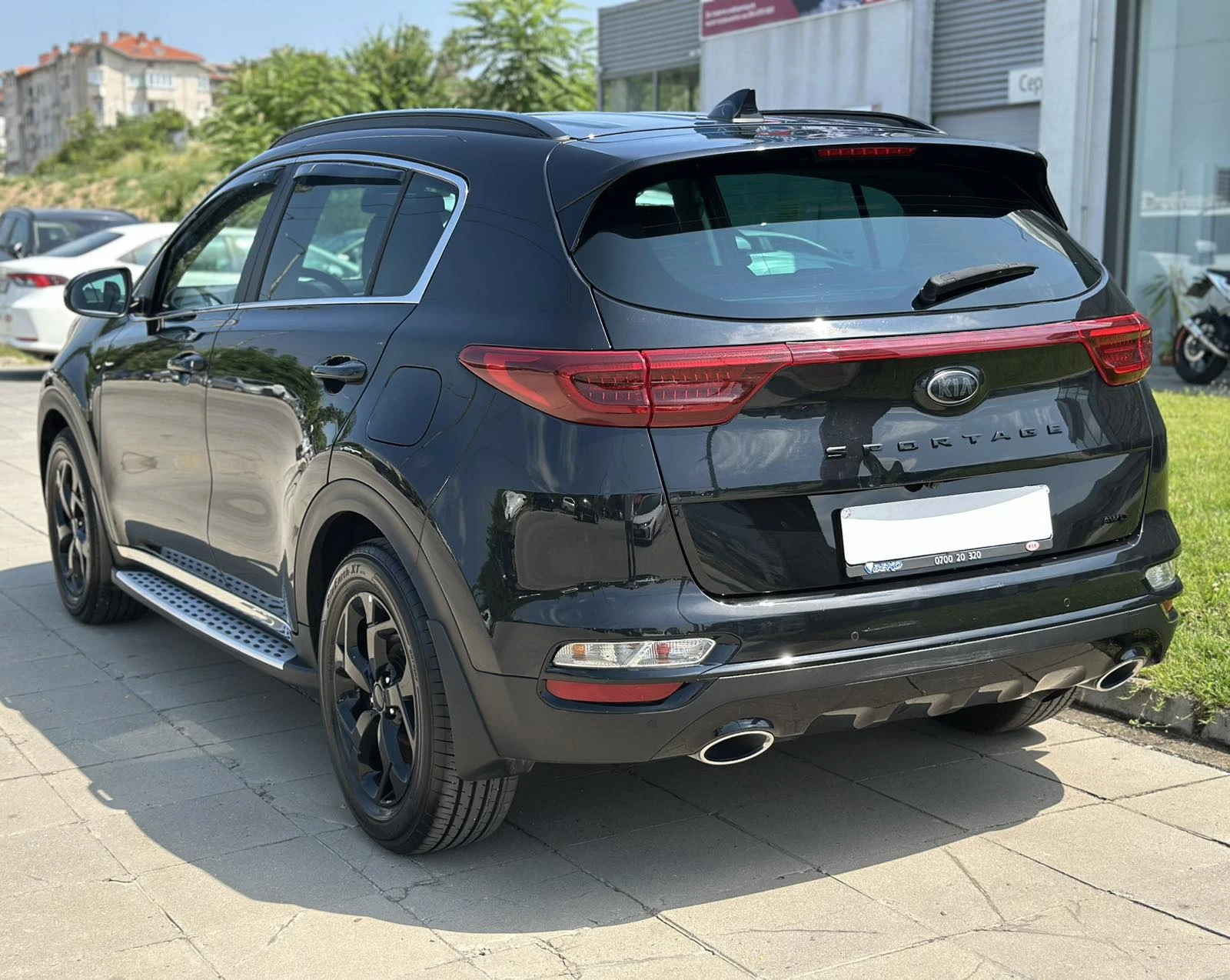 Kia Sportage 1.6 Black Edition AWD, снимка 7 - Автомобили и джипове - 55363866