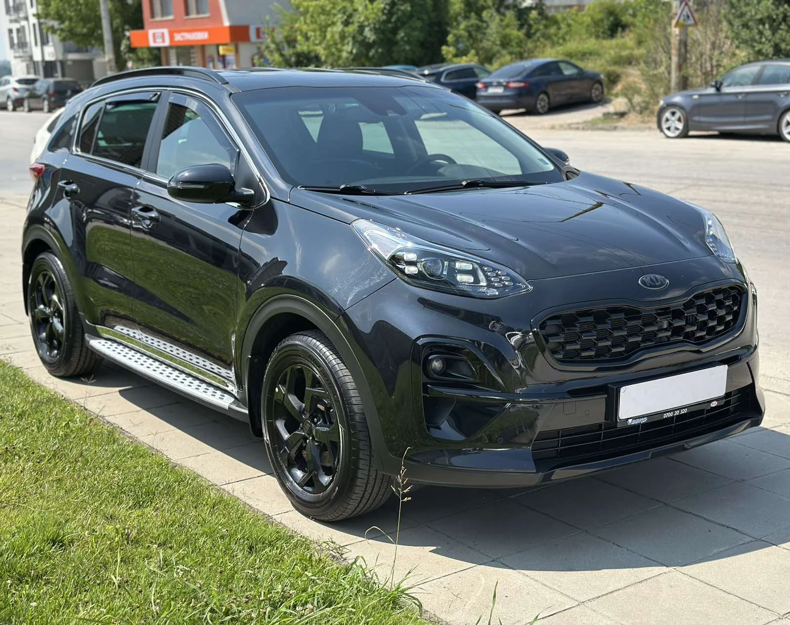 Kia Sportage 1.6 Black Edition AWD, снимка 9 - Автомобили и джипове - 55363866