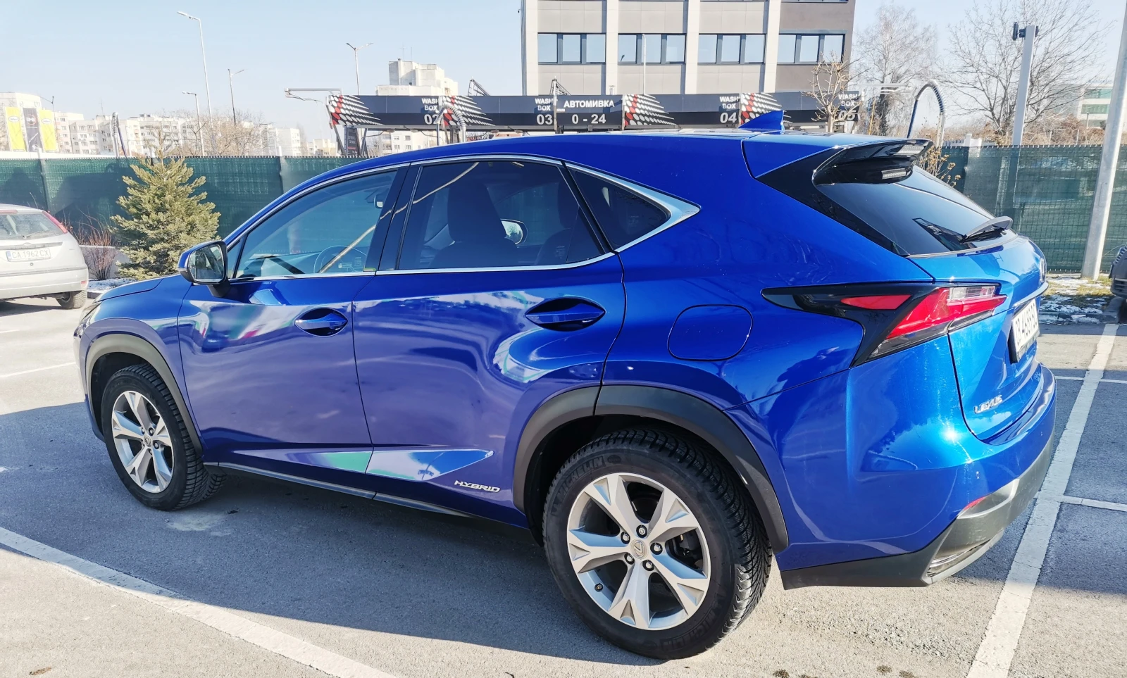 Lexus NX 300h LUXORY/HIBRID/LPG, снимка 4 - Автомобили и джипове - 55428505