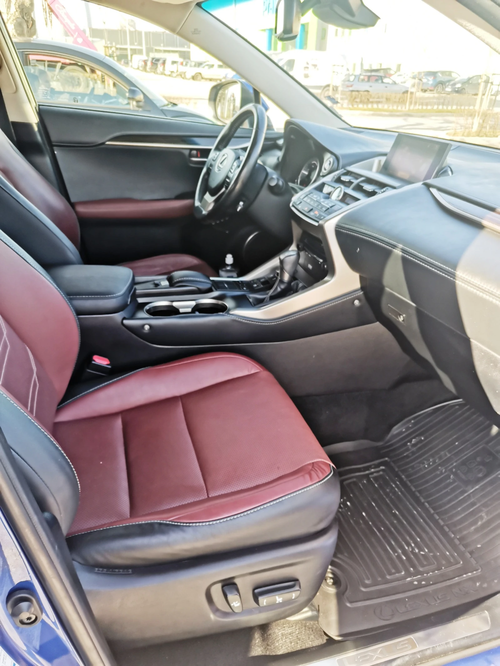Lexus NX 300h LUXORY/HIBRID/LPG, снимка 13 - Автомобили и джипове - 55428505