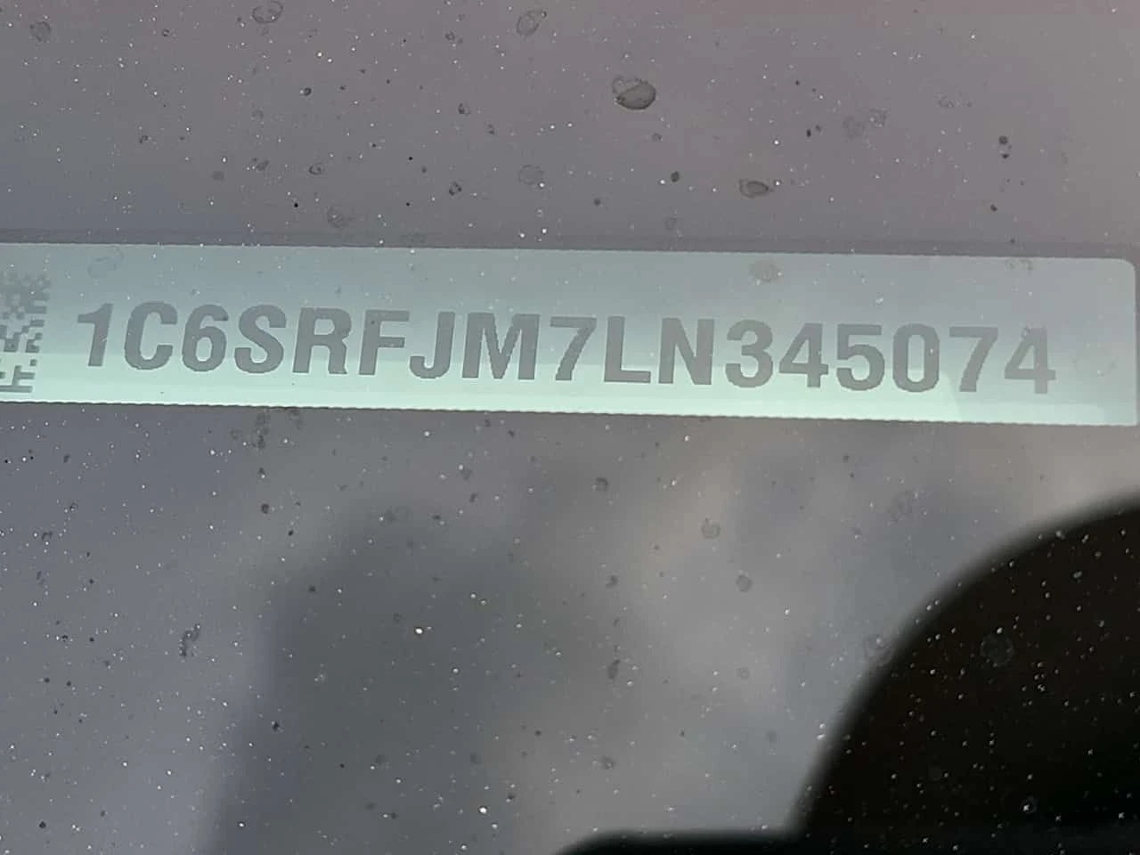 Dodge RAM 1500 Laramie / CARFAX / АВТОКРЕДИТ, снимка 11 - Автомобили и джипове - 55677609