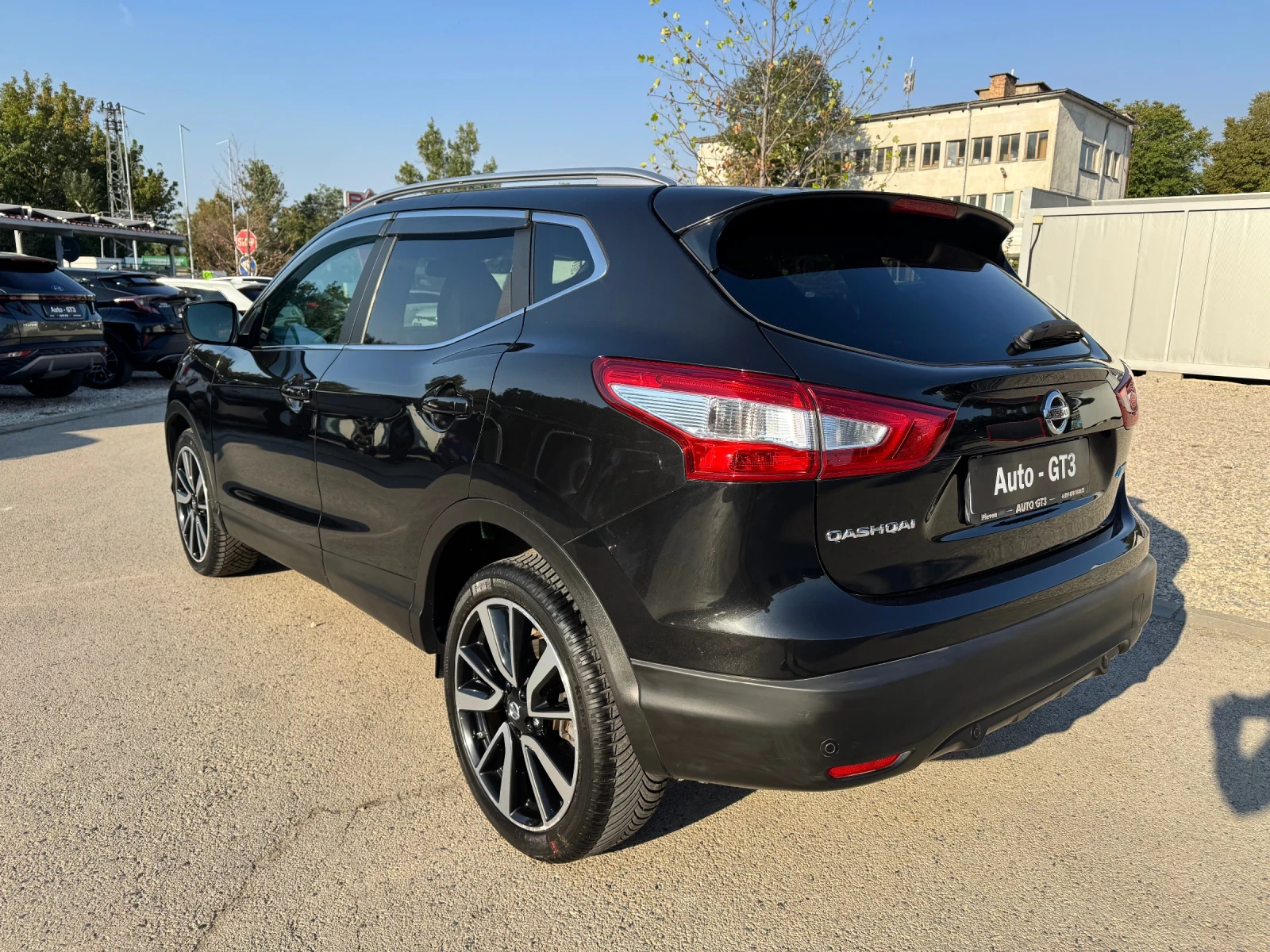 Nissan Qashqai 1.6D 131k.с Tekna Автоматик 160000км. , снимка 6 - Автомобили и джипове - 56015375