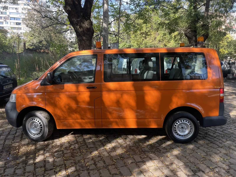 VW T5 1.9TDi, снимка 11 - Бусове и автобуси - 47530279