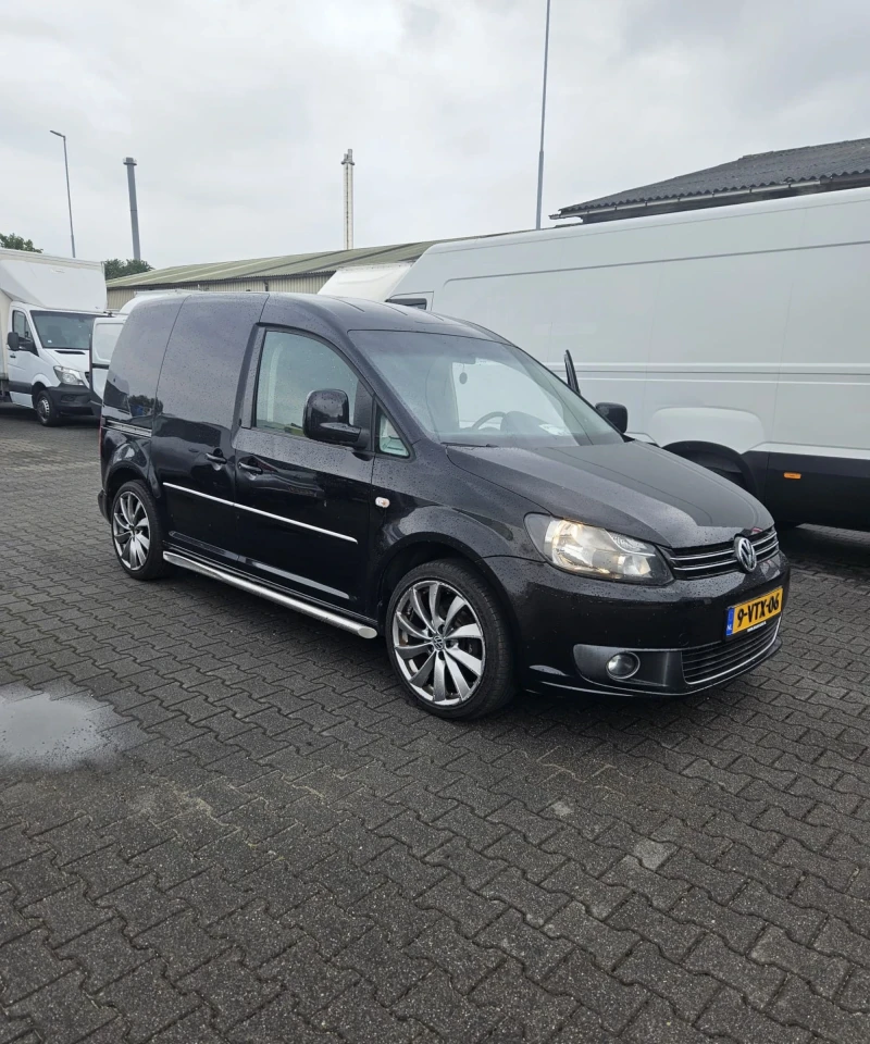 VW Caddy, снимка 16 - Бусове и автобуси - 53000817