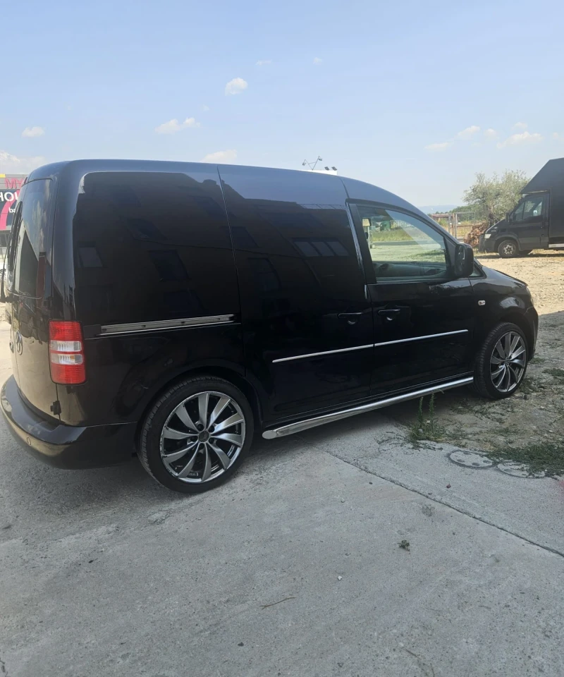 VW Caddy, снимка 10 - Бусове и автобуси - 53000817