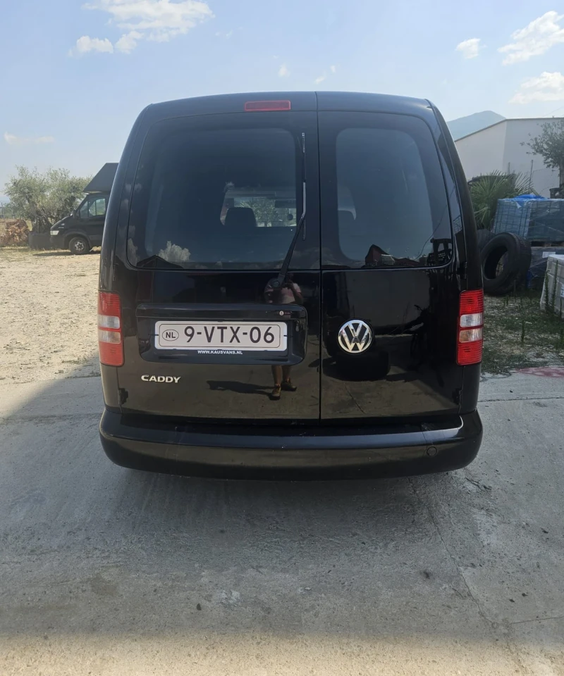 VW Caddy, снимка 9 - Бусове и автобуси - 53000817