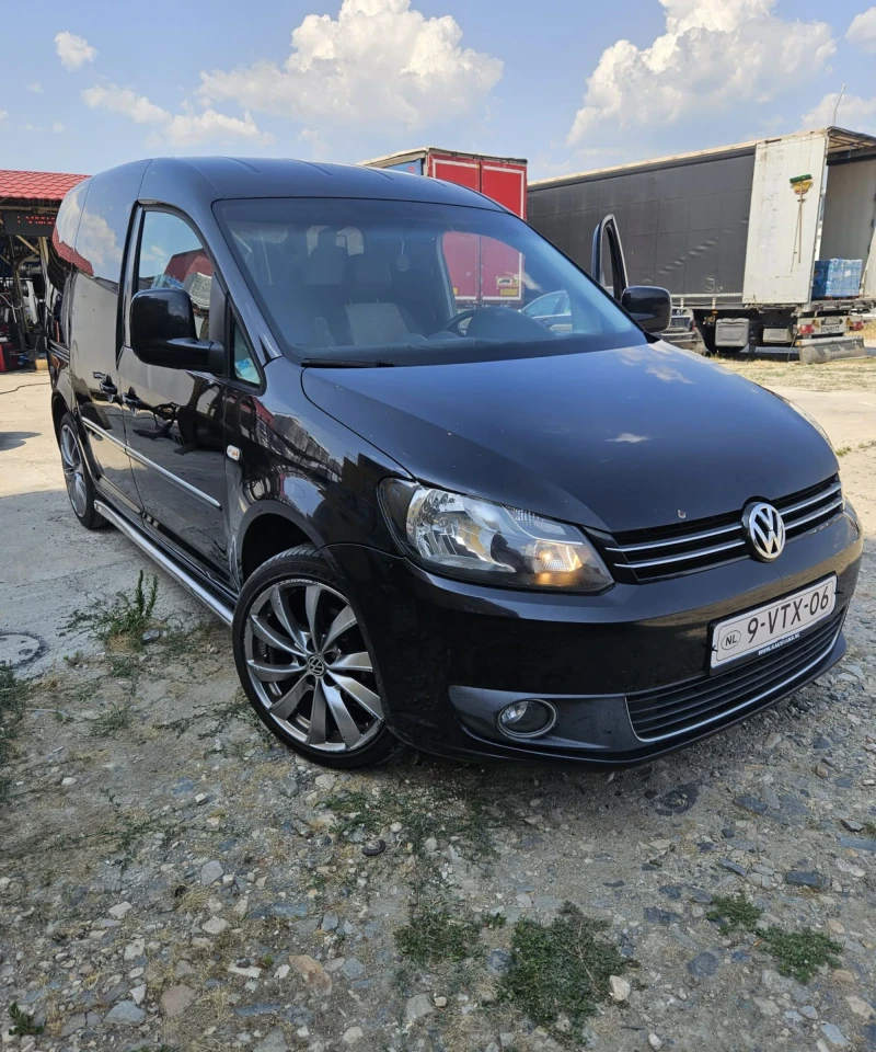 VW Caddy, снимка 13 - Бусове и автобуси - 53000817